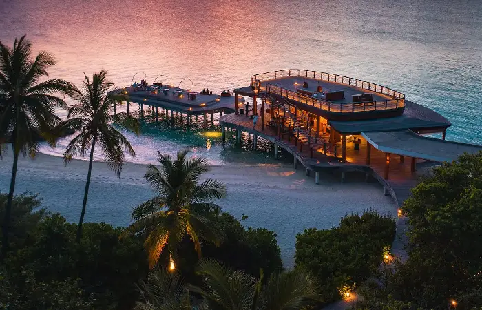 maldives luxury resort
